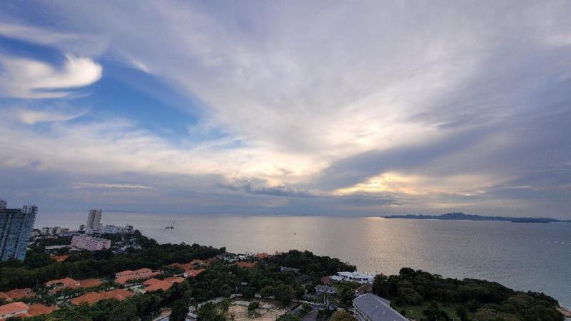 Andromeda Condo By Feng Pattaya Exteriér fotografie